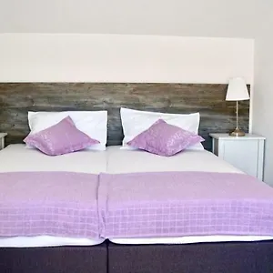 Zora Trogir