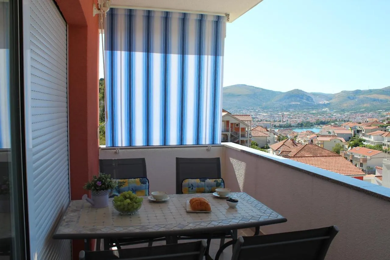 Apartments Grmaca Trogir